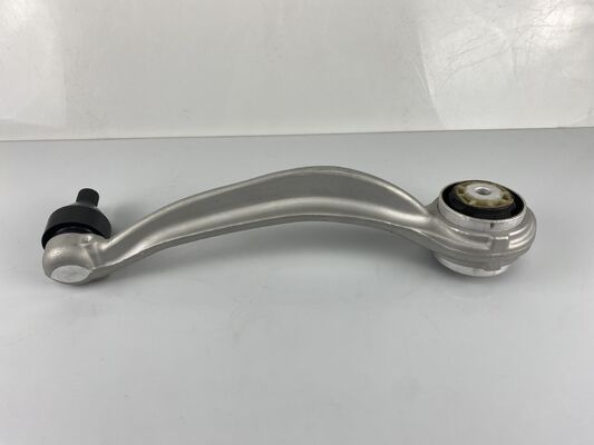 Ανταλλακτικό OEM, Τυπικό Μέγεθος, Άνω Ψαλίδι Ανάρτησης από Καουτσούκ και Ατσάλι με 18 Μήνες Εγγύηση για Mercedes W205 C-Class 2014-2021