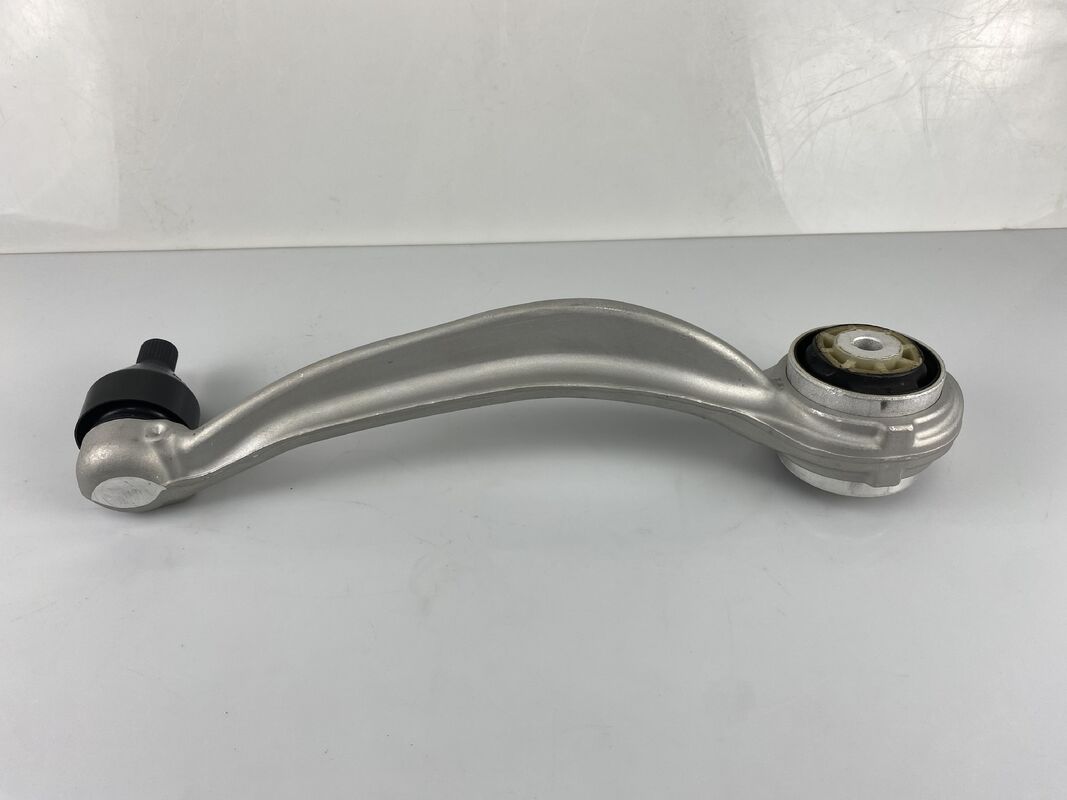 Ανταλλακτικό OEM, Τυπικό Μέγεθος, Άνω Ψαλίδι Ανάρτησης από Καουτσούκ και Ατσάλι με 18 Μήνες Εγγύηση για Mercedes W205 C-Class 2014-2021